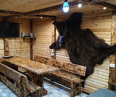 U menga saunada eshakda berdi