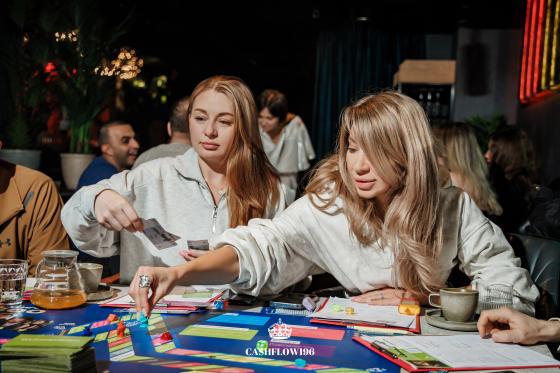 4015
