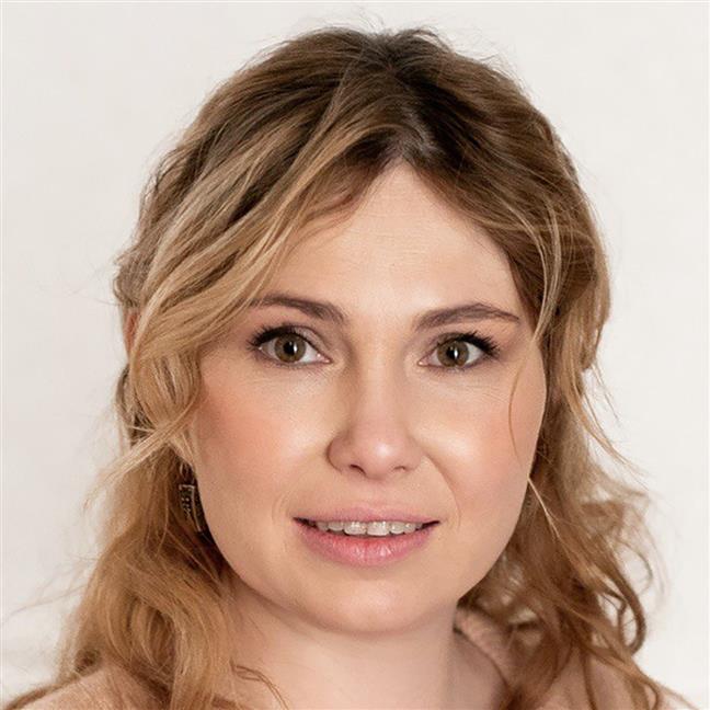 Анна Комша