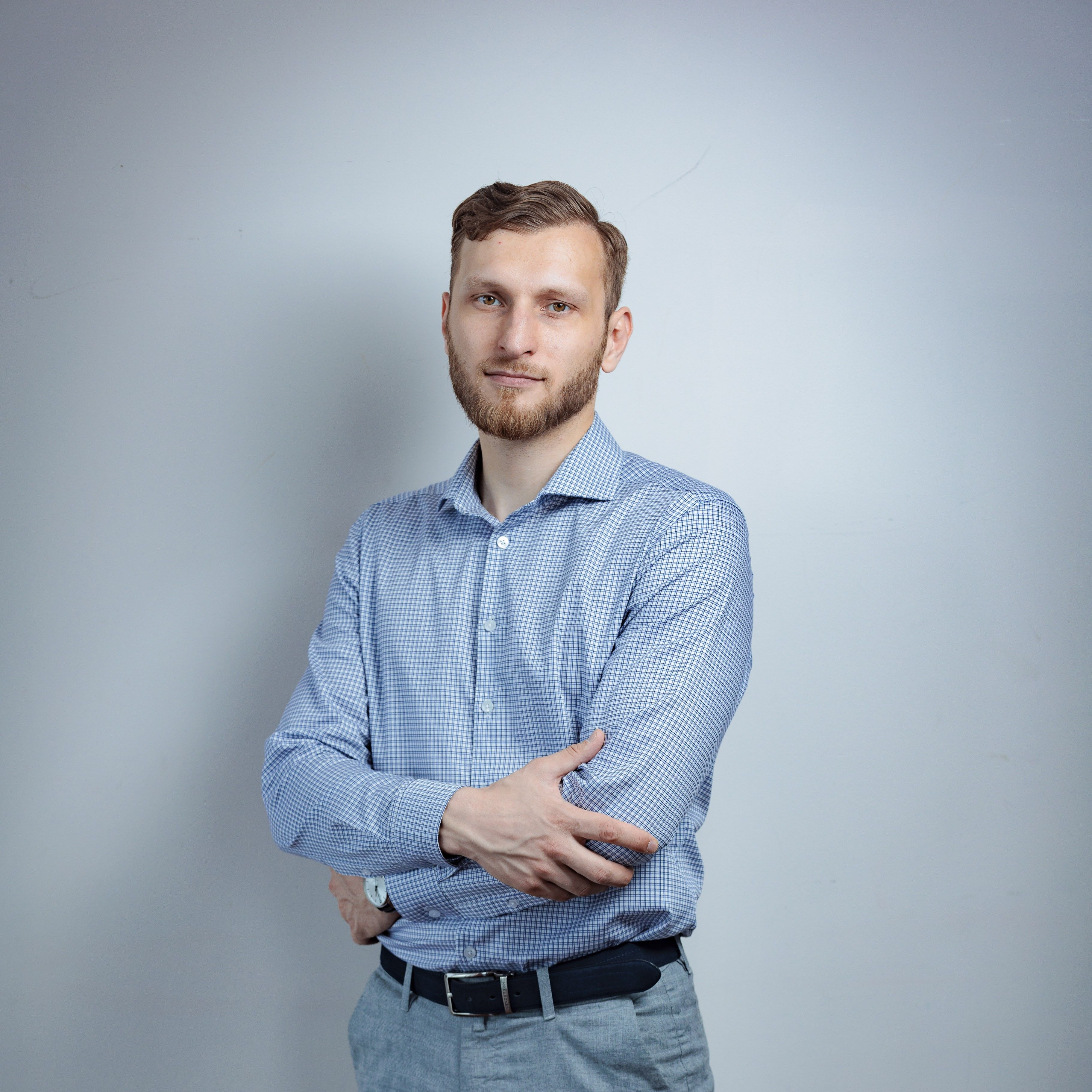 Антон Кутепов