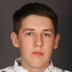 Арсений Шароглазов