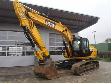 JCB JS 220