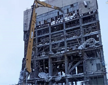 Демонтаж заводов, цехов, дымовых труб до 200 метров