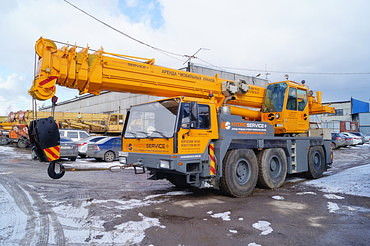 Liebherr LTM1050