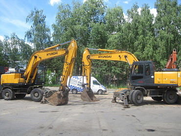 Hyundai R200W-7