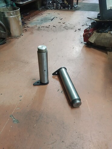 Палец / ось подвески ротатора (верхняя) 70.40.400 для лесовозов и металловозов