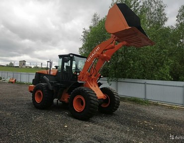 Hitachi ZW 220