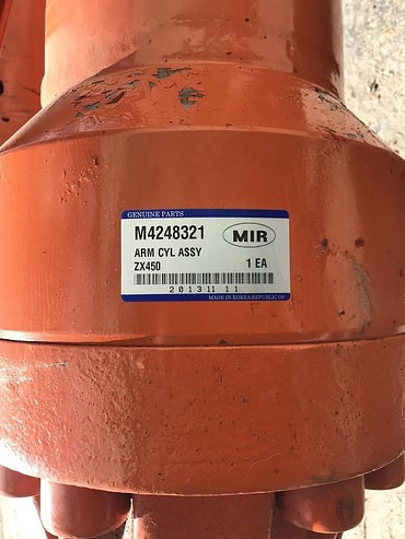 ZX 450, гидроцилиндр рукояти для экскаваторов строительных
