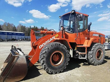 DOOSAN DL200