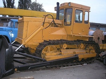 Ремонт основного рабочего оборудования бульдозера