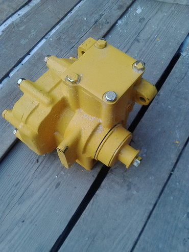 D355, Сервоклапан подьёма отвала/рыхлителя 702-12-14001