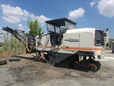 Wirtgen W210 и W130F