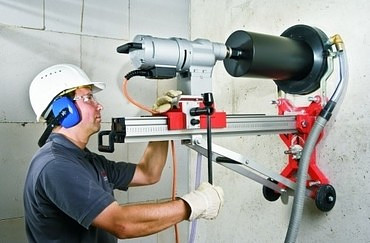 Алмазное бурение отверстий услуги