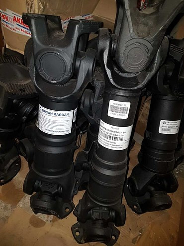 Карданный вал 6520-2202011-11 L=701 мм для бульдозеров