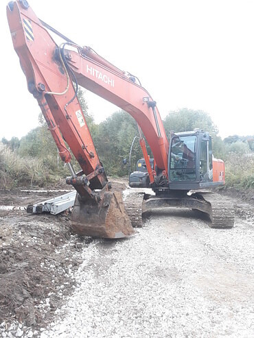 HITACHI ZX 240 LC3