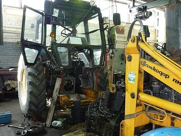 Ремонт экскаваторов-погрузчиков