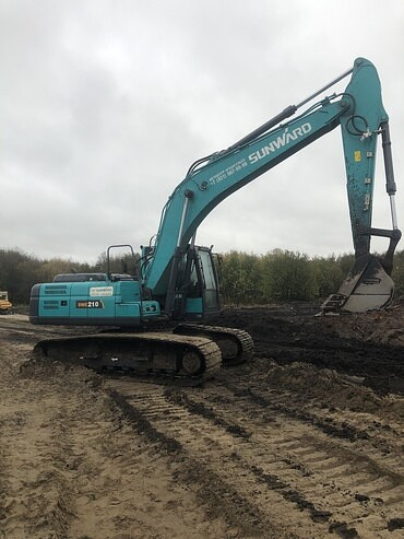 Sunward SWE210 Болотник