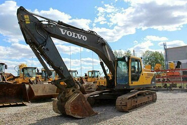 Volvo EC240