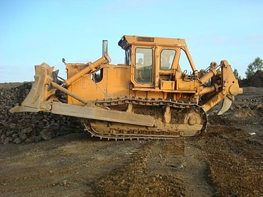 Komatsu D355