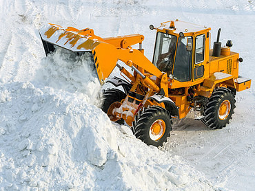 Уборка и вывоз снега