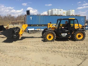 JCB