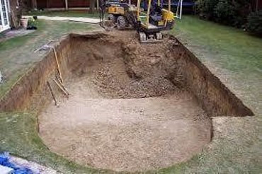 Копка траншей, котлованов, бассейнов, водопроводов.