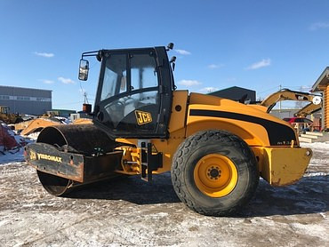 JCB VM132D