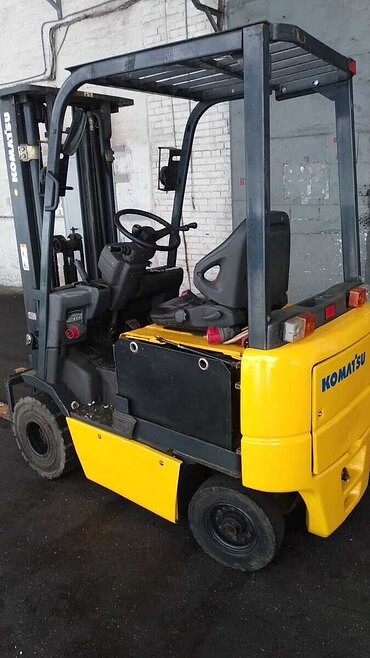 Komatsu, Crown, Nissan и др