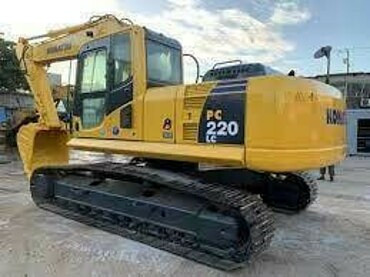 Komatsu PC-220
