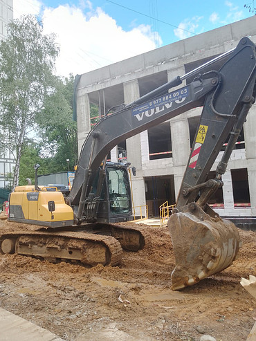VOLVO EC170D