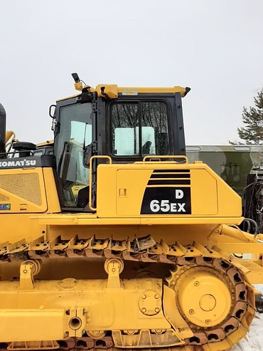 Komatsu D65EX-16