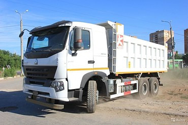 HOWO A7 6x4 ZZ3327N3847P 2017 года