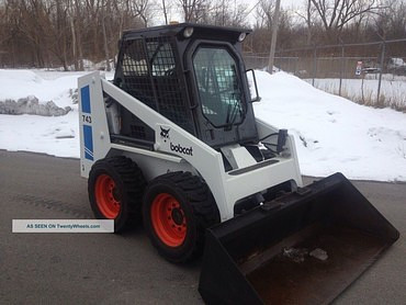 Bobcat 743