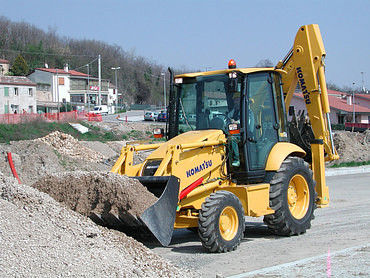 Каматсу WB93R