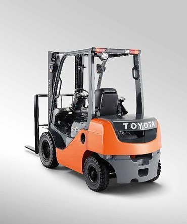 Погрузчики Вилочные TOYOTA  Япония