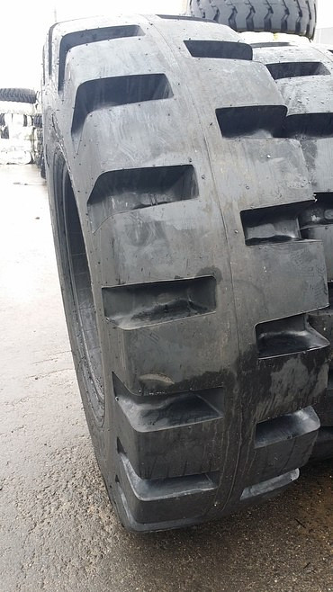 Шины для погрузчиков телескопических