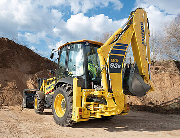 Komatsu WB93R-5