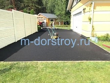 Работы по укладке асфальта