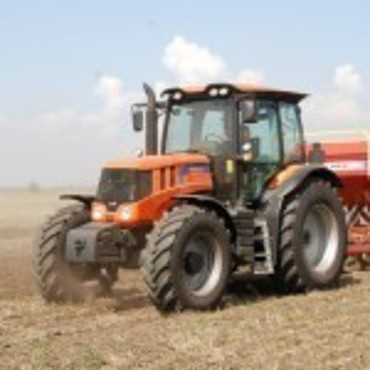 Качественный ремонт тракторной техники в Санкт Петербурге