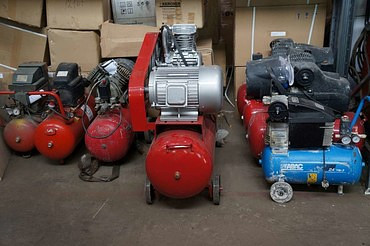 Займёмся ремонтом вашего компрессора. Звоните!