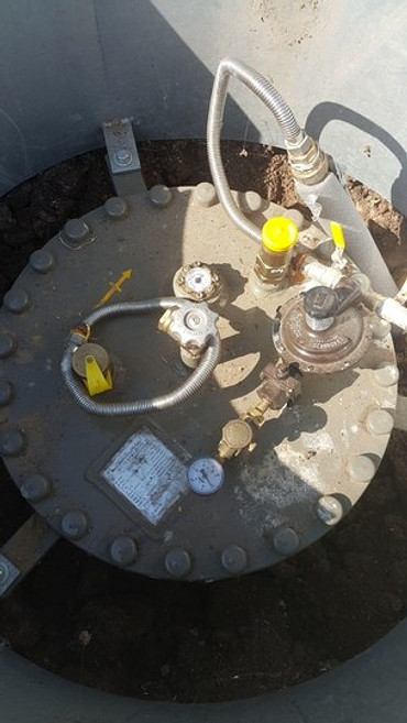 Заправка газгольдера. Доставка газа