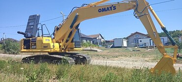 Komatsu PC200-8