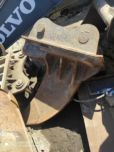 Клык-рыхлитель для экскаватора HITACHI ZX240-5G для экскаваторов строительных