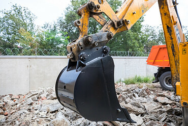 Запчасти для экскаваторов-погрузчиков