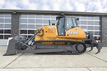 Case 1650L