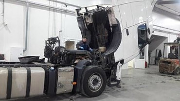 Ремонт тягачей, автобусов, грузовиков и фур Renault и Volvo