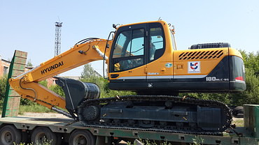 Hyundai R180NLC-9S