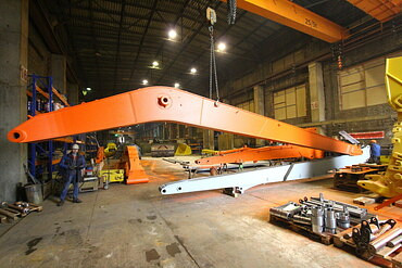 Запчасти для навесного оборудования к спецтехнике Hyundai, Komatsu, JCB и других