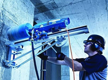 Алмазное бурение отверстий услуги