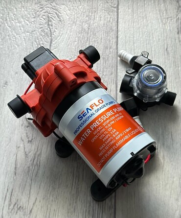 Водяной насос 12V для смочки вальцев катков для катков дорожных